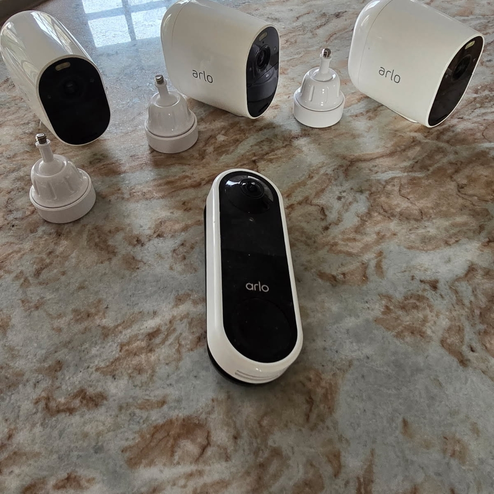 Arlo Security 3 Camera Set And Wired Doorbell Camera